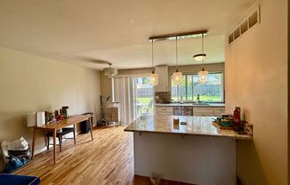 3 beds, 1 bath, $3,200