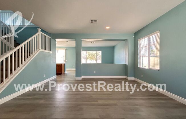 5 Bedroom, 3.5 Bathroom Victorville Home with a loft!