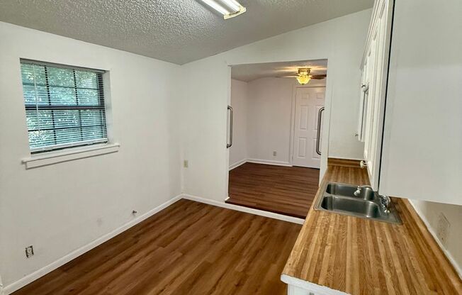 For Rent – 2 Bedroom, 1 Bath Home in Westland, Fort Worth!