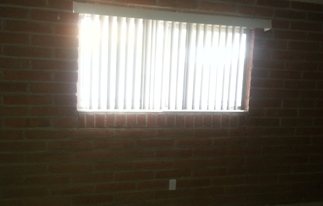 4 Plex - 2 Bedroom Unit for Rent