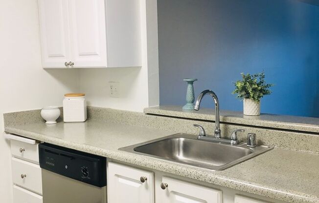 2 beds, 1.5 baths, 950 sqft, $2,275, Unit 141