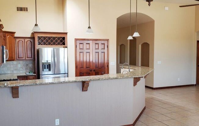 Beautiful Home in Sonoma Ranch with Amazing Mountain Views