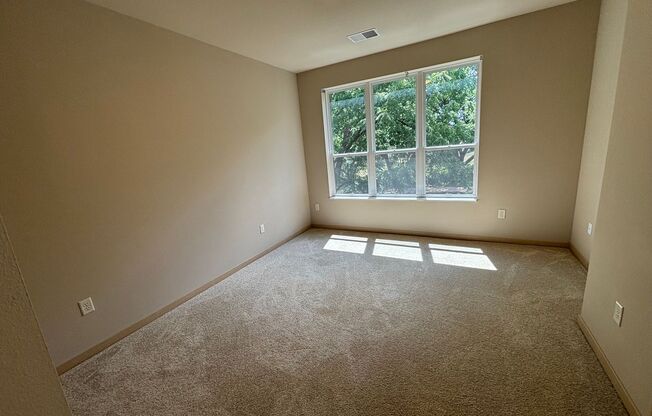 3 beds, 2.5 baths, 1,503 sqft, $2,880, Unit 104-200