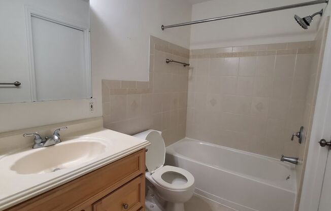 OPEN HOUSE This Sunday 12/07/25 @ 3:30PM until 4:00PM Charming 1-Bedroom Condo in Prime Sandy Springs Location!