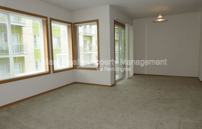 2 beds, 2 baths, 1,003 sqft, $2,450, Unit 306
