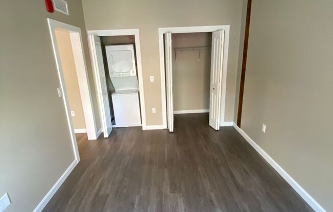 1 bed, 1 bath, 640 sqft, $1,965