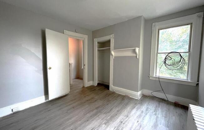Eureka Street 811