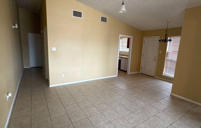 1221 Cameo St