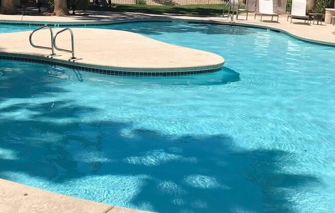 3 bed, 2 bath, 2 car garage townhouse for rent