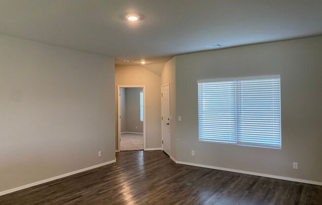 Beautiful 4 bed/2bath new construction home!