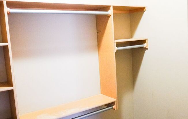 3-Bed Duplex w Garage + Fenced Yard + Balcony + $500 OFF December AND January RENT!