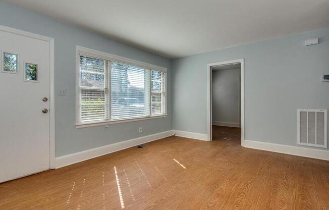 943 NORLAND RD
