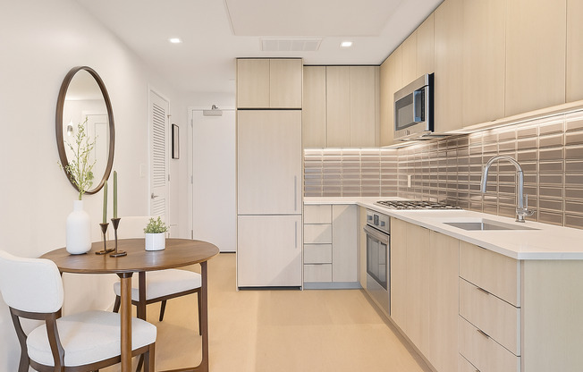 1 bed, 1 bath, 591 sqft, $2,595, Unit T-01