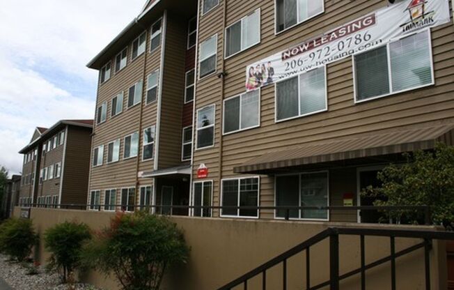 1 bed, 1 bath, 442 sqft, $1,395, Unit B407