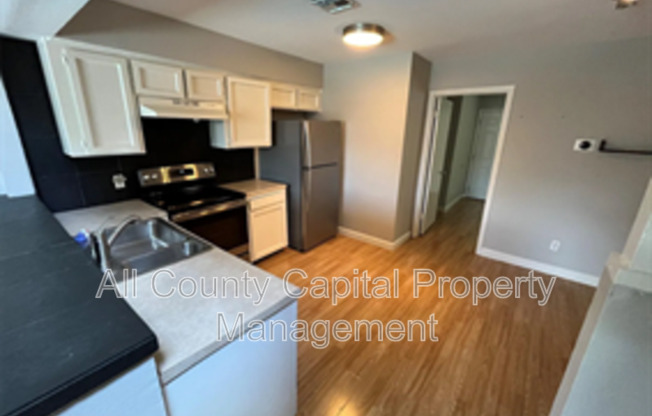 5608 Cougar Drive # 214