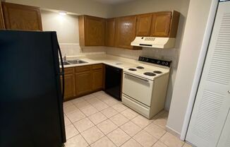 Parkway Terrace Apartments featuring studio, 1 bedroom, and 2 bedroom apartments