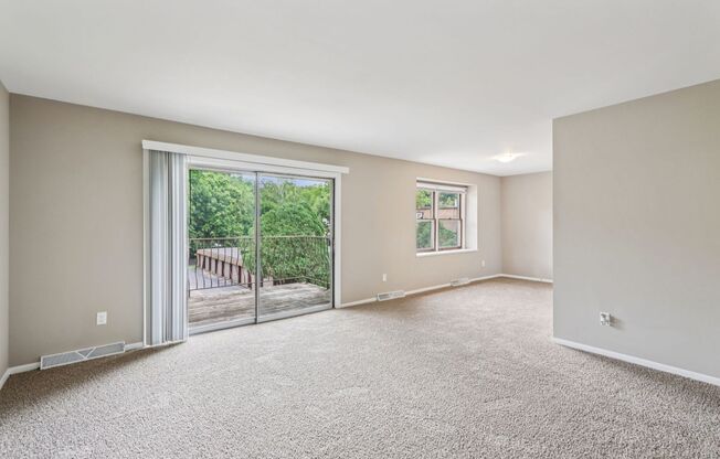 2 beds, 1 bath, 1,100 sqft, $1,995, Unit 3111-4