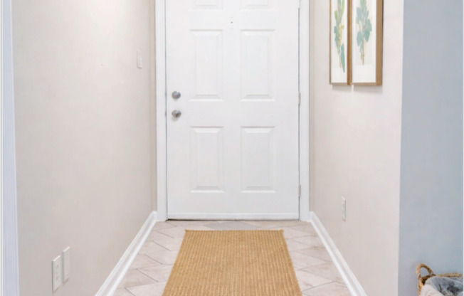 Walk in Shower! Single Level, 2 BR, 2 FULL Bath Townhome $1350/mo. Garner, NC !