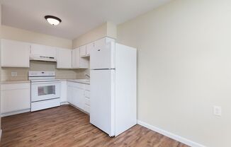 1 bed, 1 bath, 650 sqft, $795, Unit 06