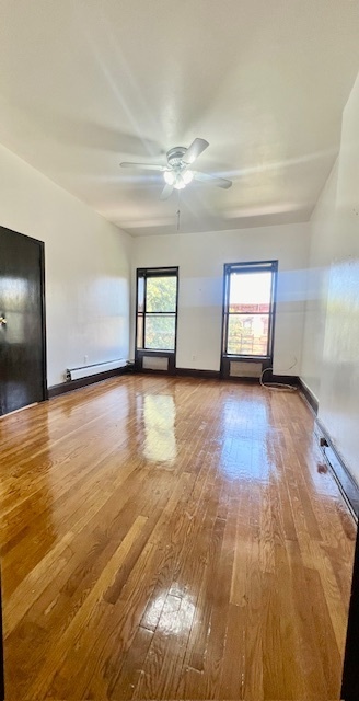 2 beds, 1 bath, $2,950, Unit 4