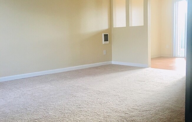 2 beds, 1 bath, 807 sqft, $1,795, Unit G1
