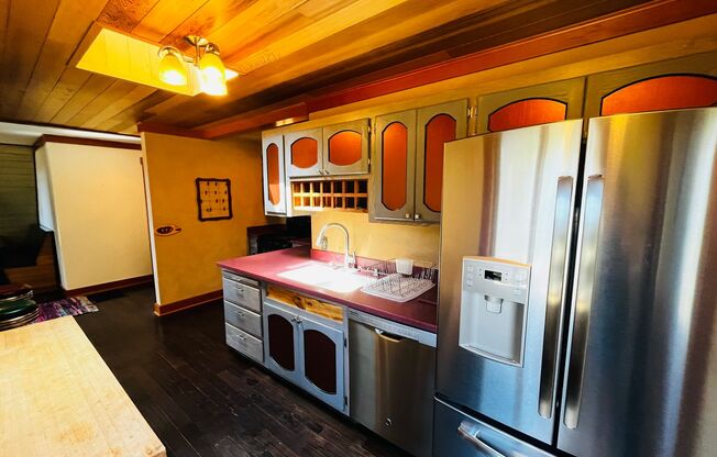 Wonderfully Eclectic Bainbridge Home, Perfect for Nature Lovers!