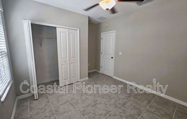 6822 KING CRK DR