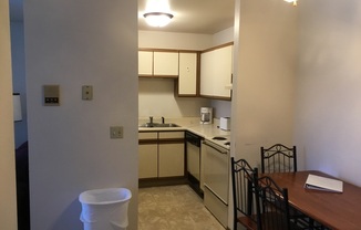 2 beds, 1 bath, 750 sqft, $829.99