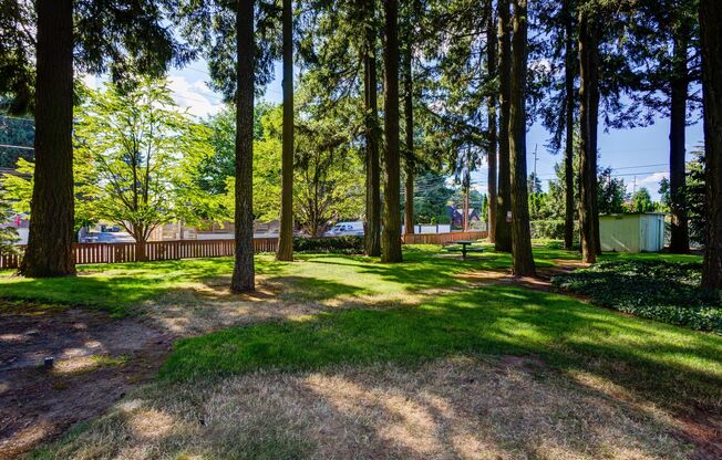 2 beds, 1 bath, 952 sqft, $1,525, Unit 204