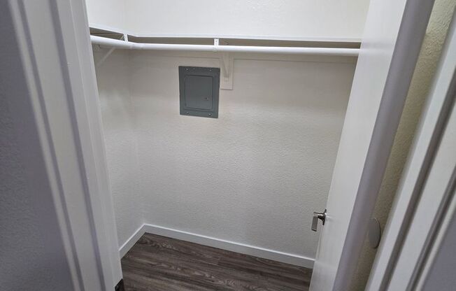 1 bed, 1 bath, 500 sqft, $1,825, Unit 55-26