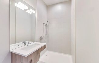 Studio, 1 bath, 500 sqft, $1,198, Unit 4 (ARO)