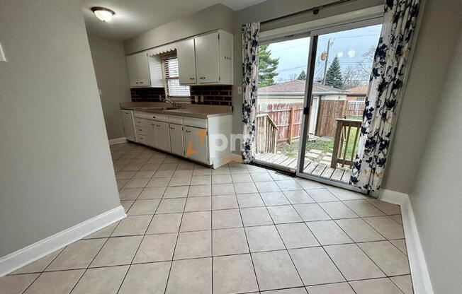 8154 COLUMBIA AVE