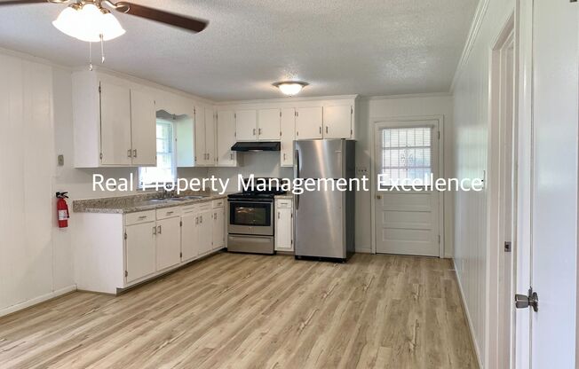Bright Renovated 3bd Ranch In Clayton, Large Yard, Storage, Available Now!