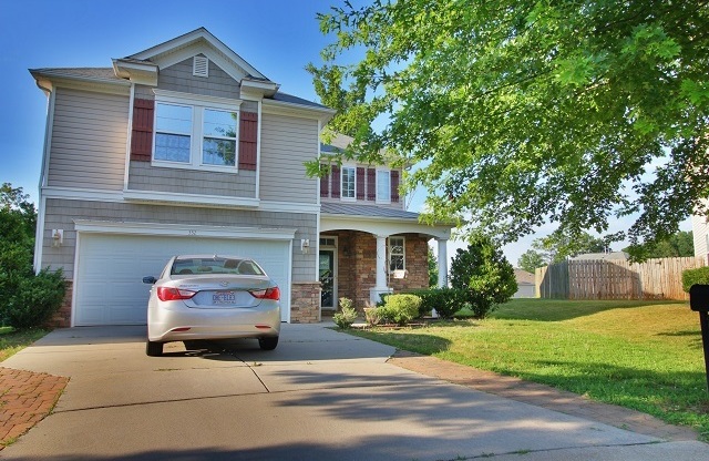 Gorgeous 3 Bedroom Home in Windcrest Subdivision - Available September 10th!