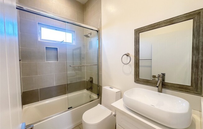 1735 1/2 MAGNOLIA AVE