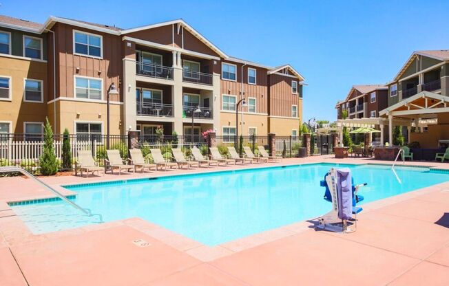3 beds, 2 baths, 1,263 sqft, $1,930, Unit 243