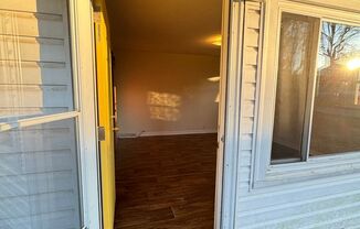 1 bed, 1 bath, $995