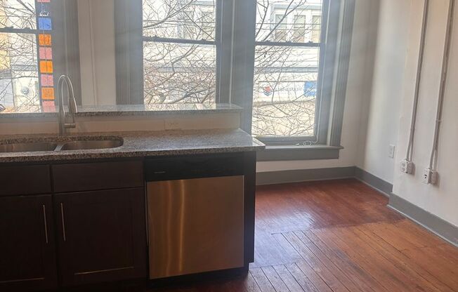 1 bed, 1 bath, 426 sqft, $1,025, Unit 2A