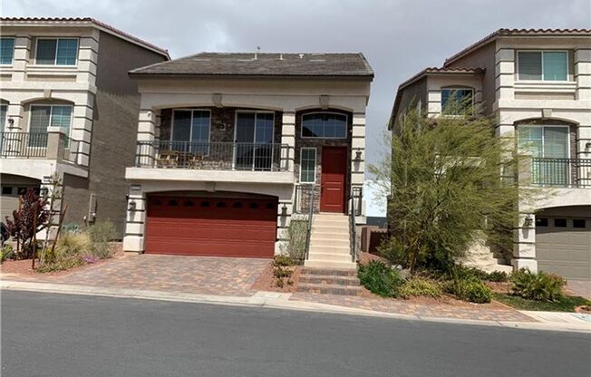 Nearly New! Stunning 5-Bedroom Home with Modern Features