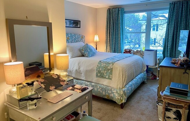 2 beds, 2 baths, 904 sqft, $3,195, Unit 202