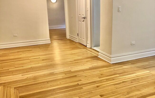 1 bed, 1 bath, 850 sqft, $4,825, Unit 2N