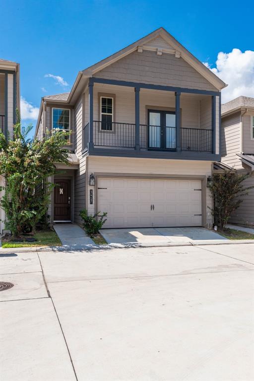 3417 AVONDALE VW DR