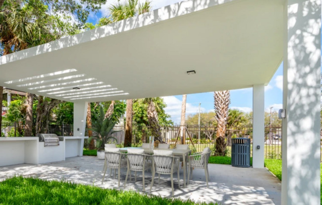 2 beds, 2 baths, 1,030 sqft, $3,050, Unit 2104