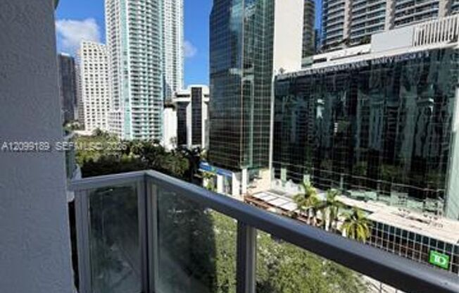 1 bed, 2 baths, $3,600, Unit # 811