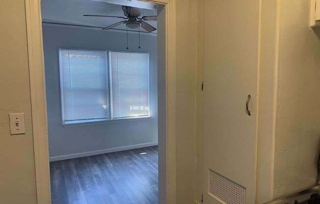 2600 W. 43rd Pl