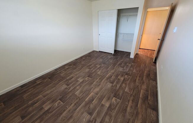 2 beds, 1 bath, 820 sqft, $2,995, Unit R-404