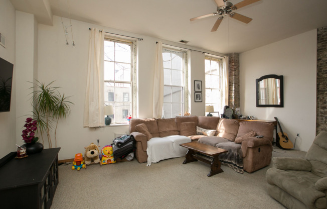 Charming Old City Apartments