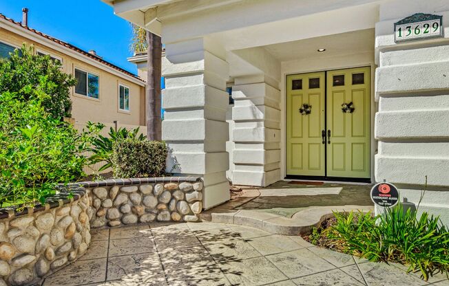 Carmel Valley - Large 5bd/4.5ba Executive Home Available for Lease September 15th