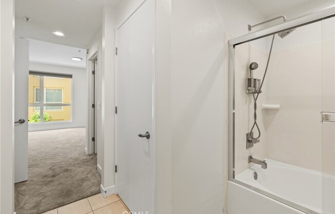 2 beds, 2 baths, 1,050 sqft, $3,500, Unit 351
