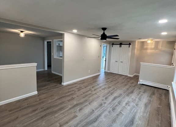 103 E FOSTER